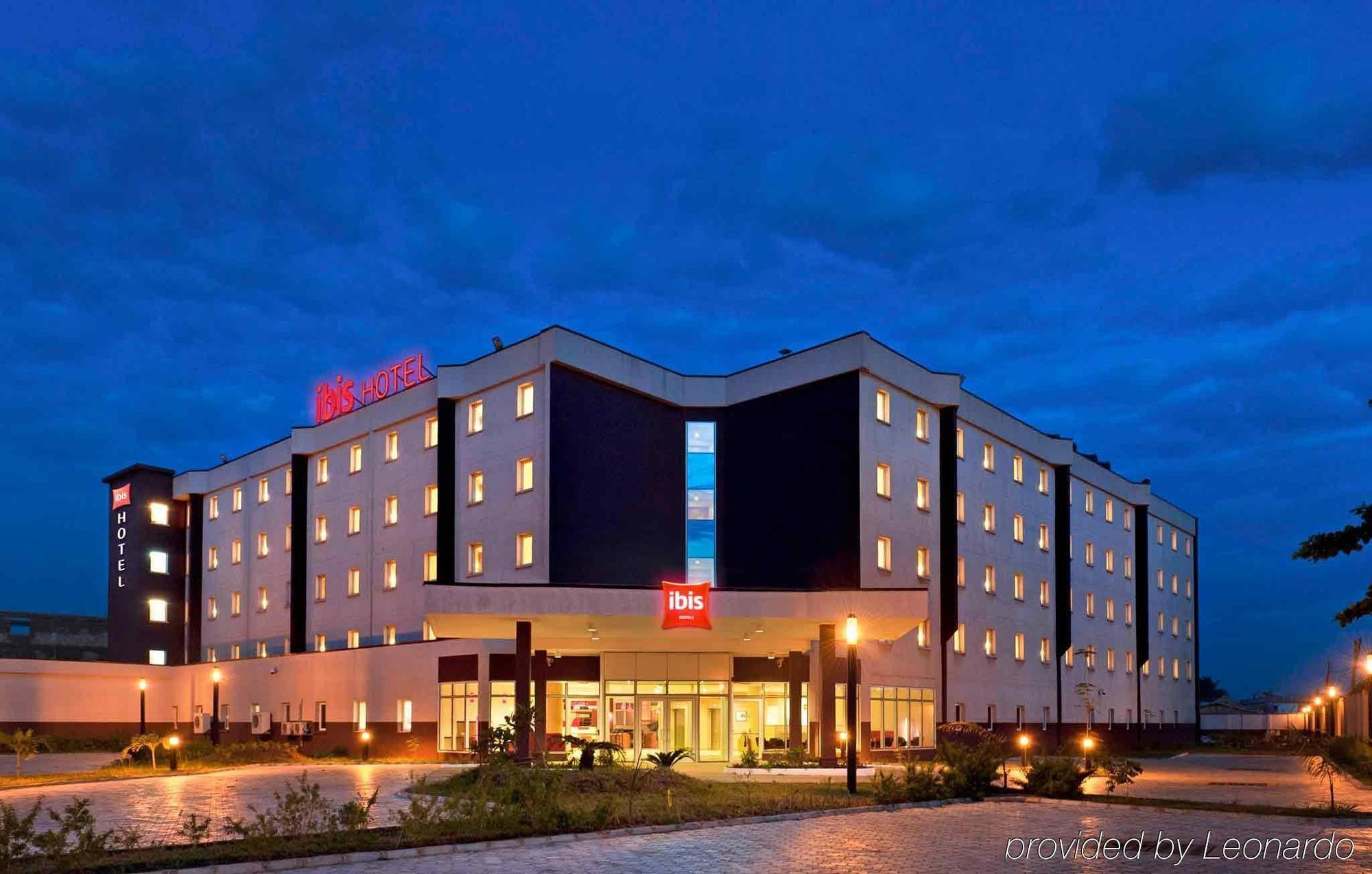 Ibis Lagos Airport Икея Экстерьер фото