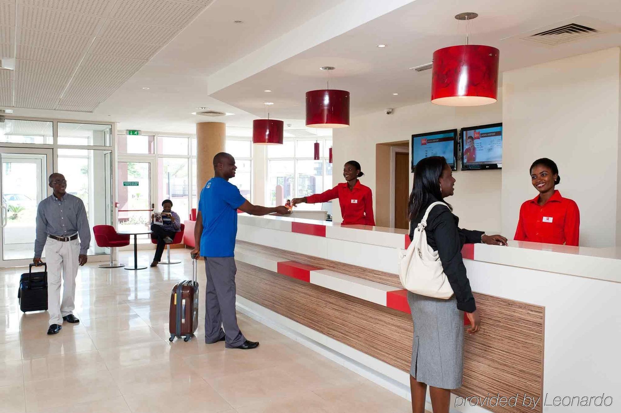 Ibis Lagos Airport Икея Экстерьер фото