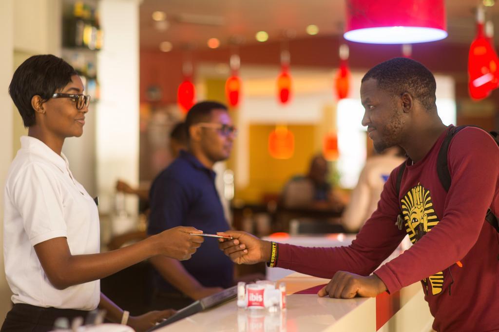 Ibis Lagos Airport Икея Экстерьер фото