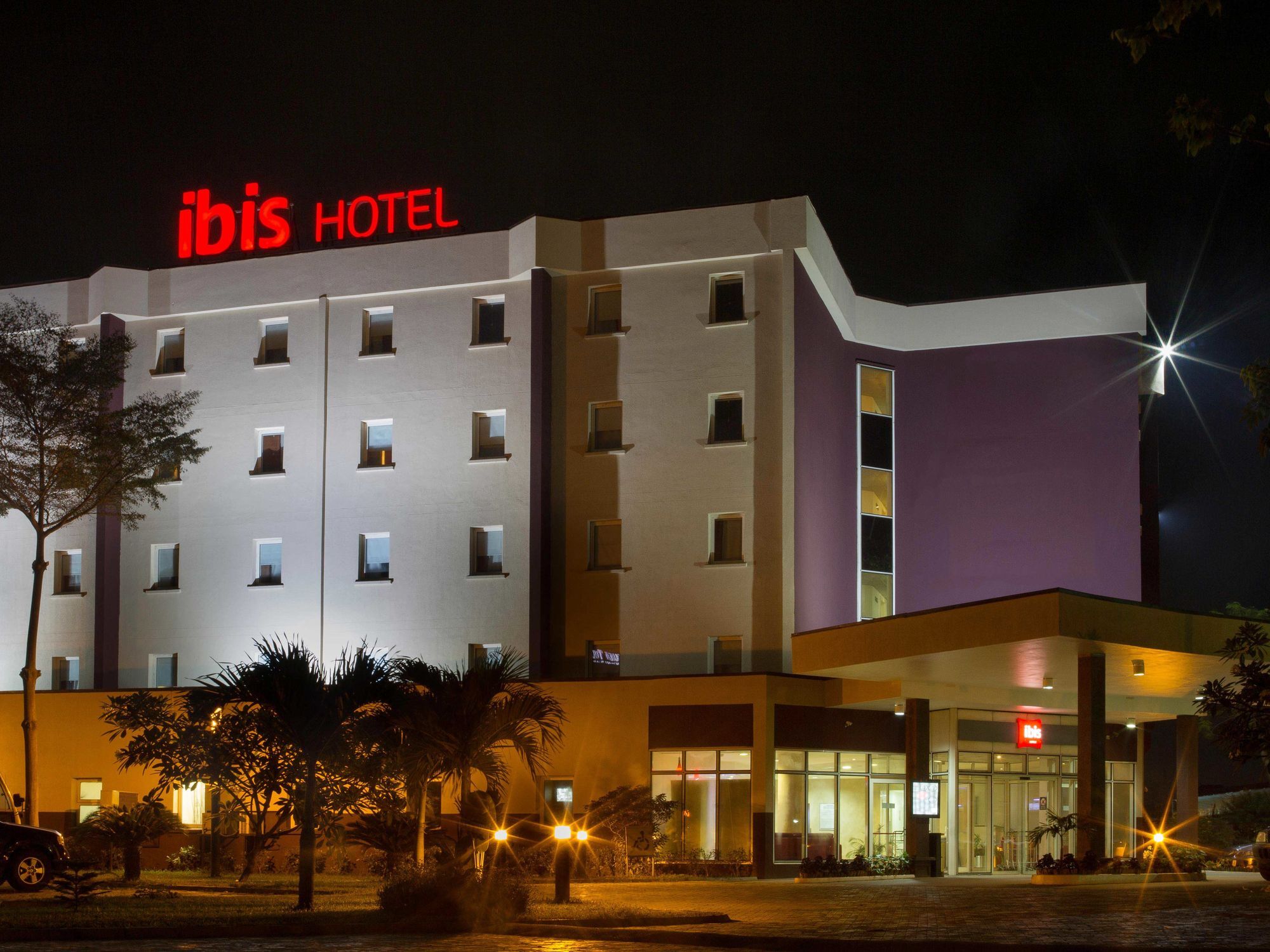 Ibis Lagos Airport Икея Экстерьер фото