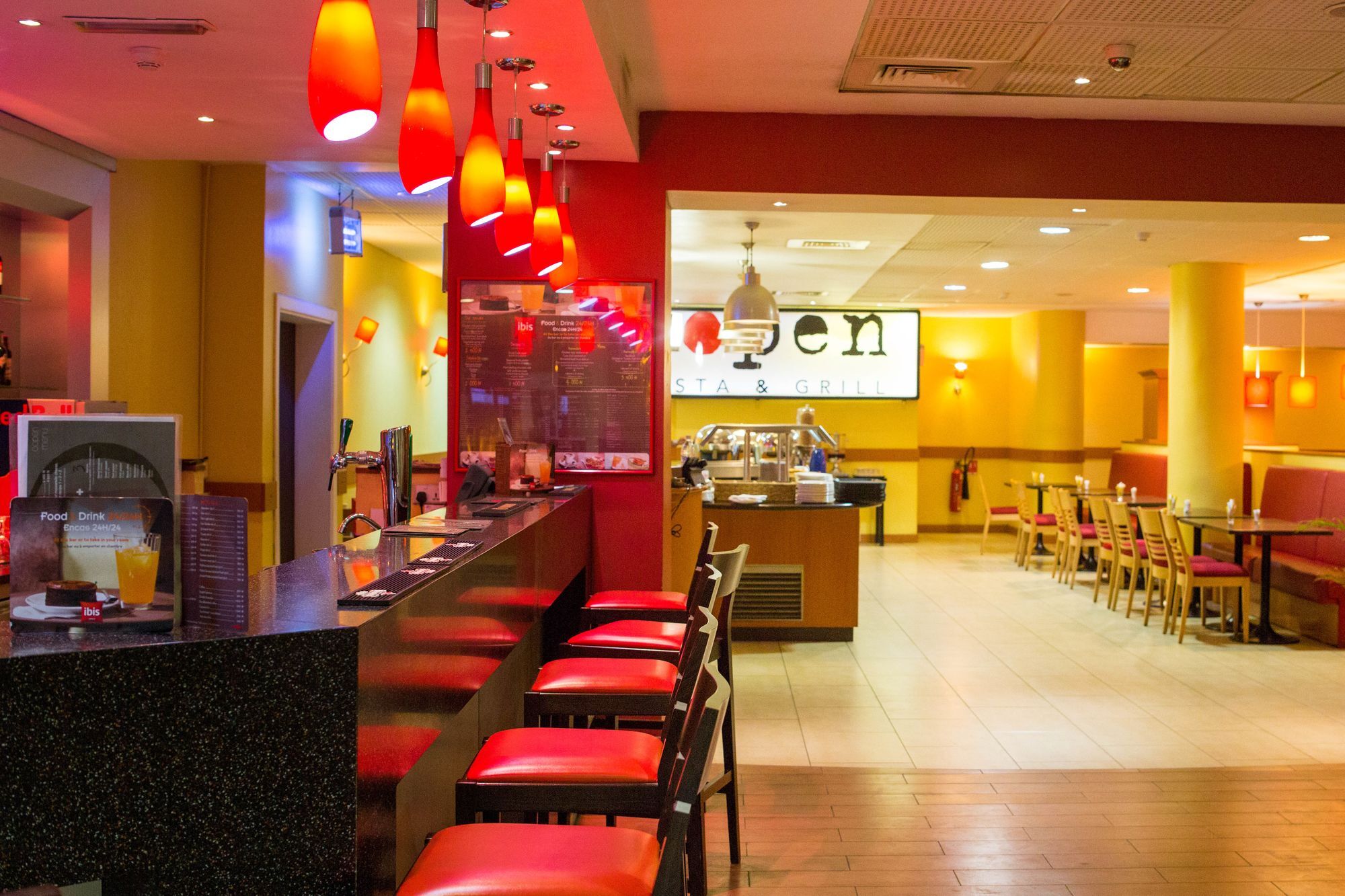 Ibis Lagos Airport Икея Экстерьер фото