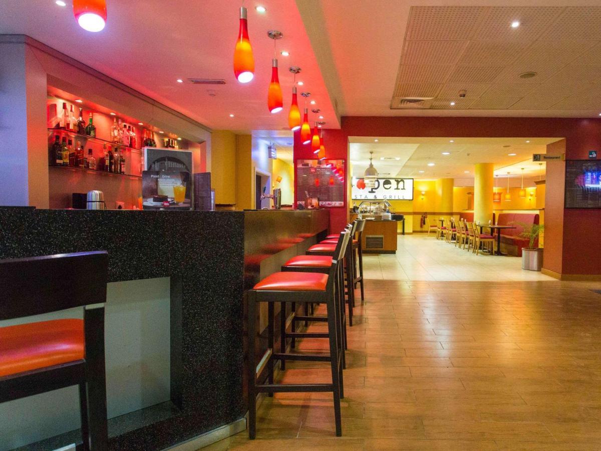 Ibis Lagos Airport Икея Экстерьер фото